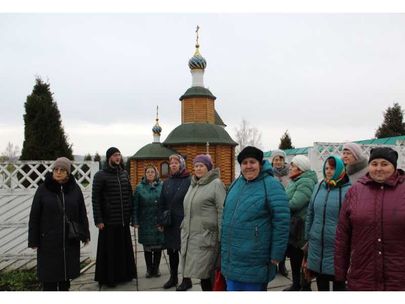 кскурсия по Макаровскому мужскому монастырю